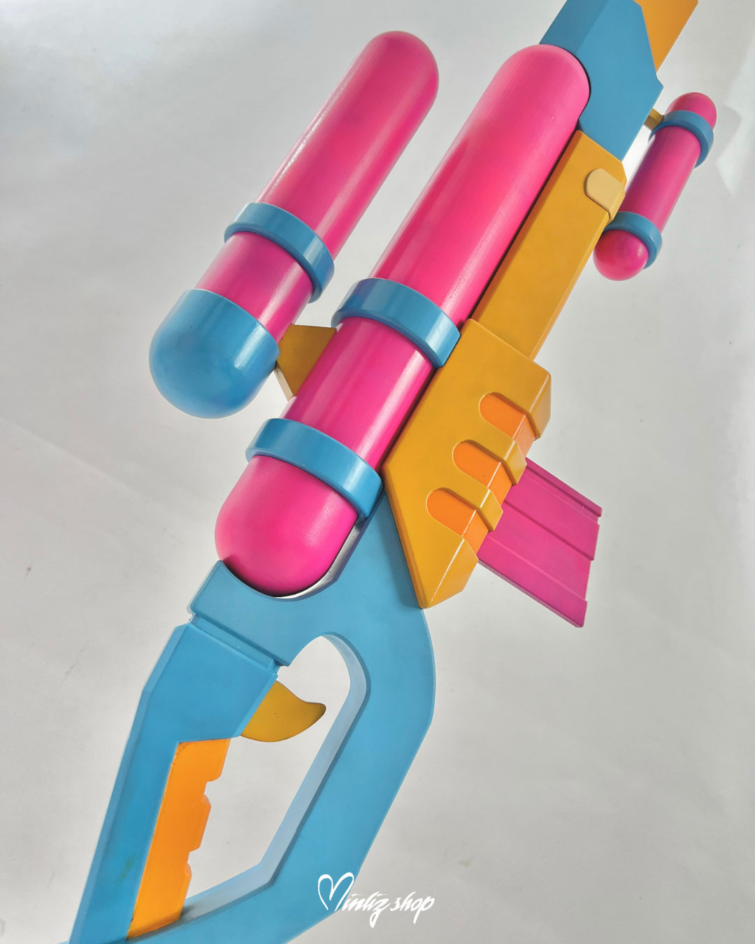 Finished props Caitlyn Pool Party weapon from League of Legends